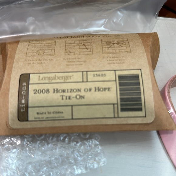 Longaberger Horizons of Hope breast cancer awareness basket set on original wrap - Picture 9 of 13